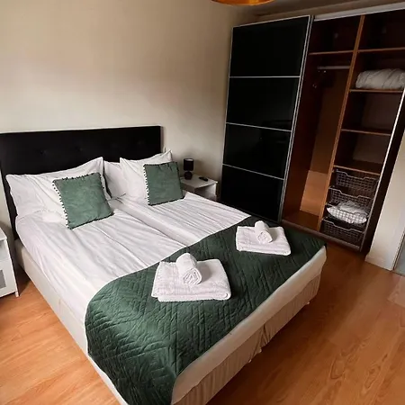 Beta - 2 Bedrooms, Private Rooftop Patio With Hot Tub, Bbq And View Апартаменты Феррагуду