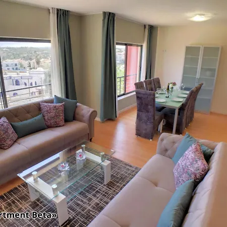 Beta - 2 Bedrooms, Private Rooftop Patio With Hot Tub, Bbq And View * Ferragudo (Faro)