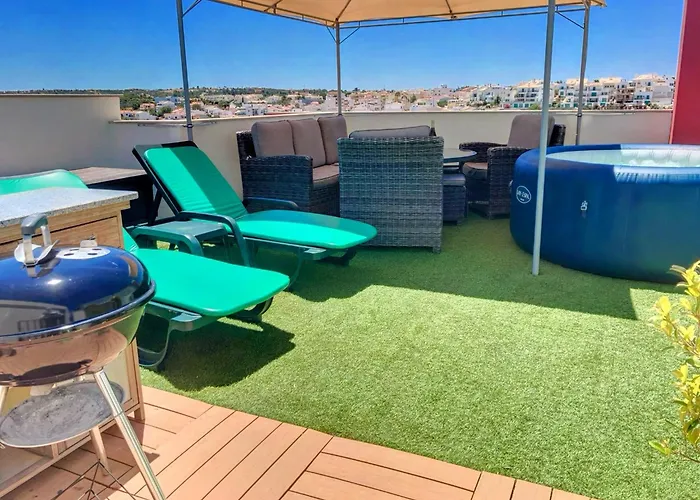 Beta - 2 Bedrooms, Private Rooftop Patio With Hot Tub, Bbq And View فيريغودو